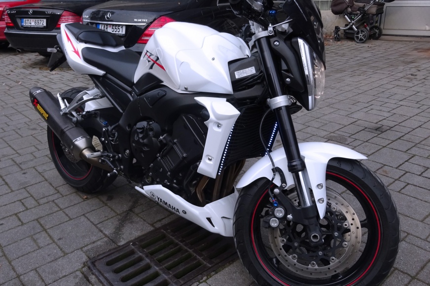 YAMAHA FAZER1