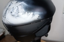 Ski helmet