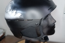 Ski helmet