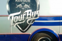 Airbrush malba autobusu pro REDBULL.