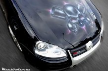 VW Golf R32