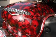 Airbrush motorky celolak na chopper.