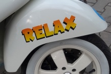 Airbrush a celolak skůtr Vespa.